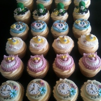 Mad Hatter Cupcakes for a Mad Hatter Tea Party.